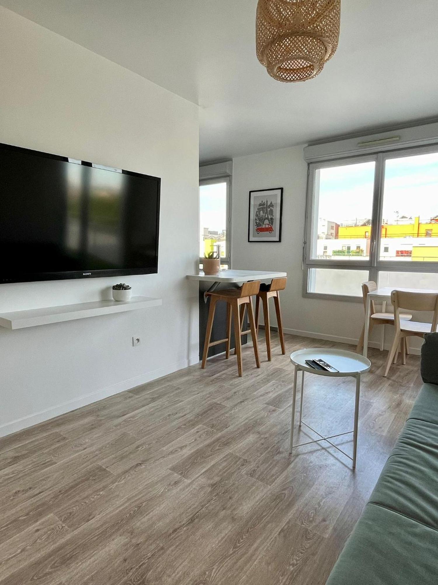 Appartement Les Portes Du Stade แซงต์-เดอนี ภายนอก รูปภาพ